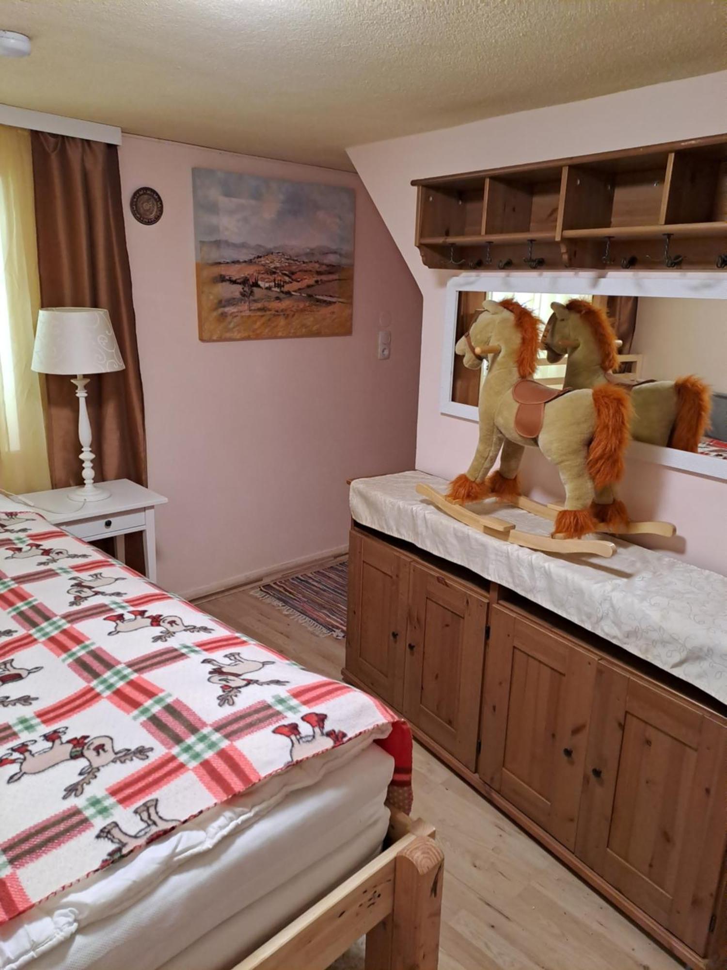 פרסבאום Das Altsteirische Landhaus - La Maison De Pronegg - Feriendomizil Im Biosphaerenpark Wienerwald מראה חיצוני תמונה