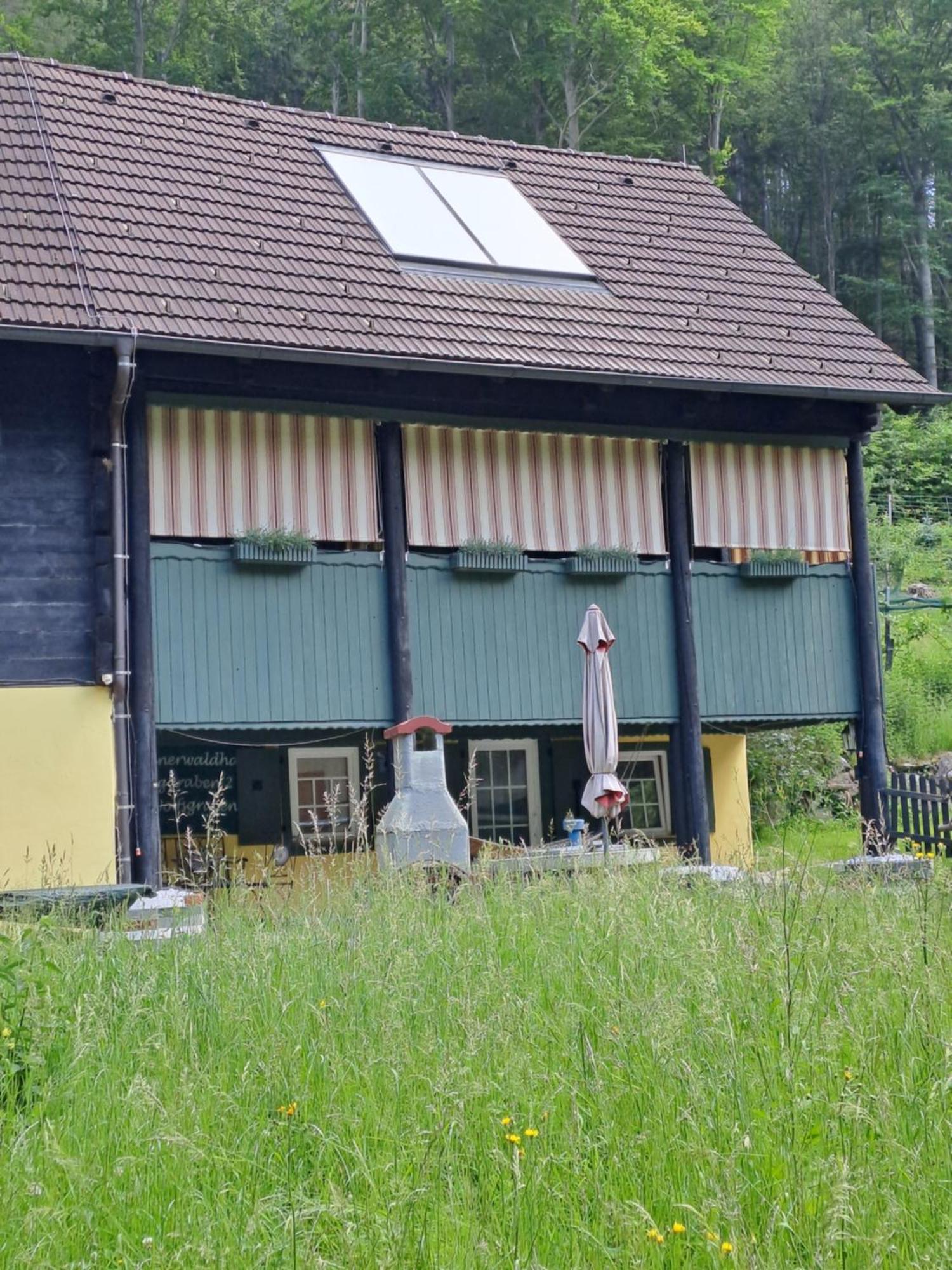 פרסבאום Das Altsteirische Landhaus - La Maison De Pronegg - Feriendomizil Im Biosphaerenpark Wienerwald מראה חיצוני תמונה