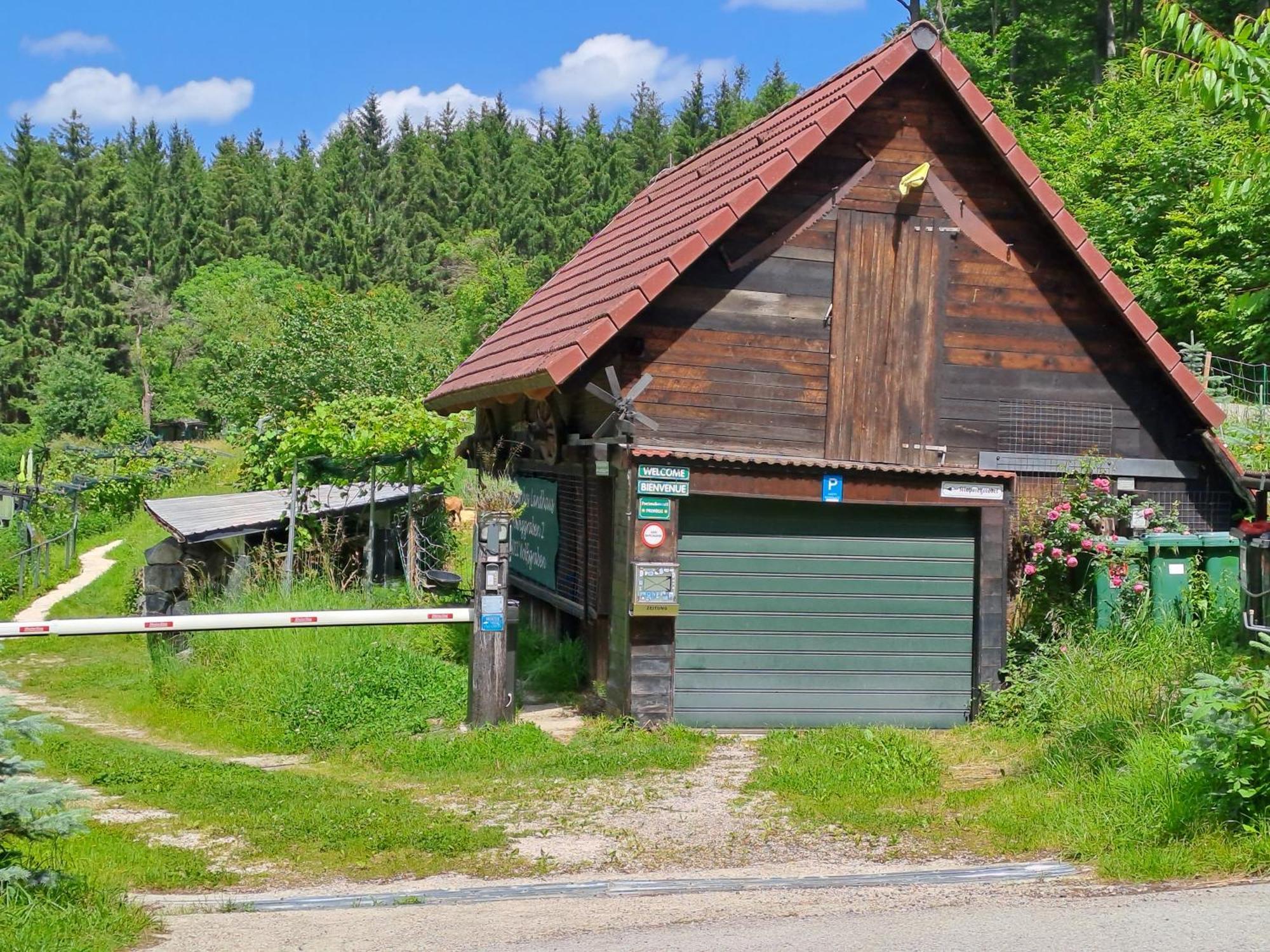 פרסבאום Das Altsteirische Landhaus - La Maison De Pronegg - Feriendomizil Im Biosphaerenpark Wienerwald מראה חיצוני תמונה