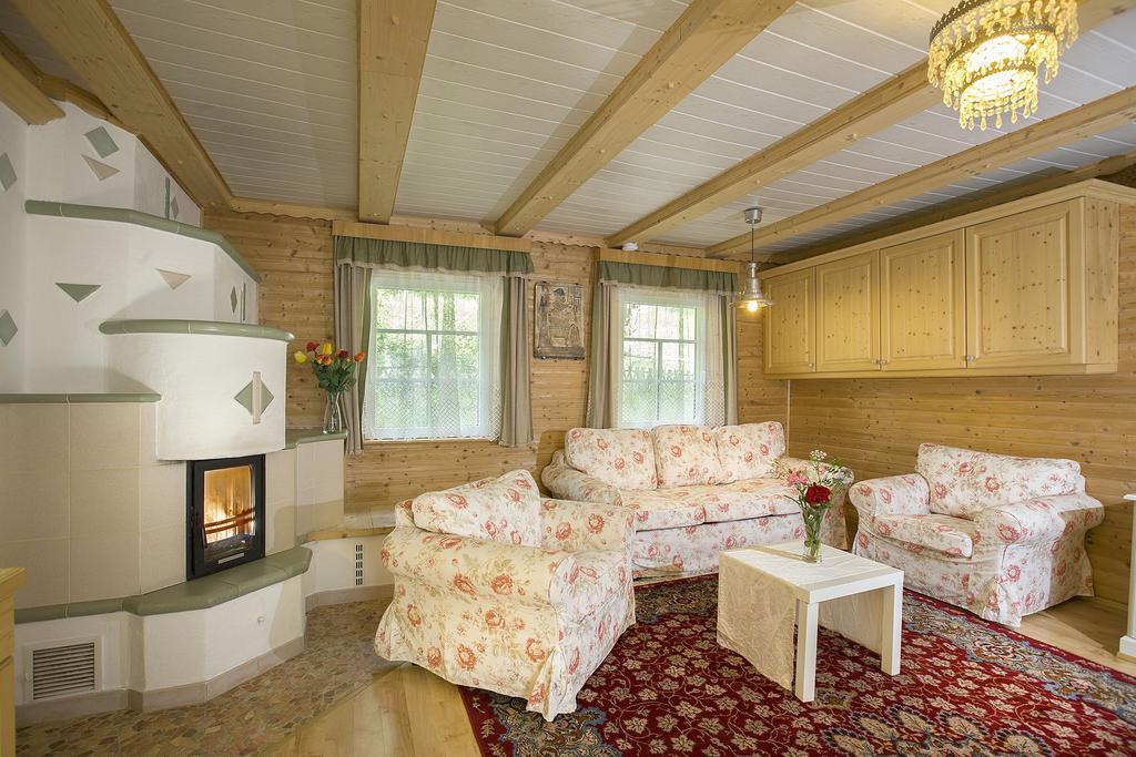 פרסבאום Das Altsteirische Landhaus - La Maison De Pronegg - Feriendomizil Im Biosphaerenpark Wienerwald חדר תמונה